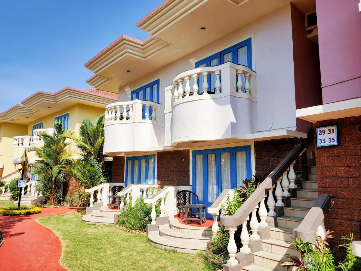 Coconut Grove Beach Resort Colva Eksteriør bilde